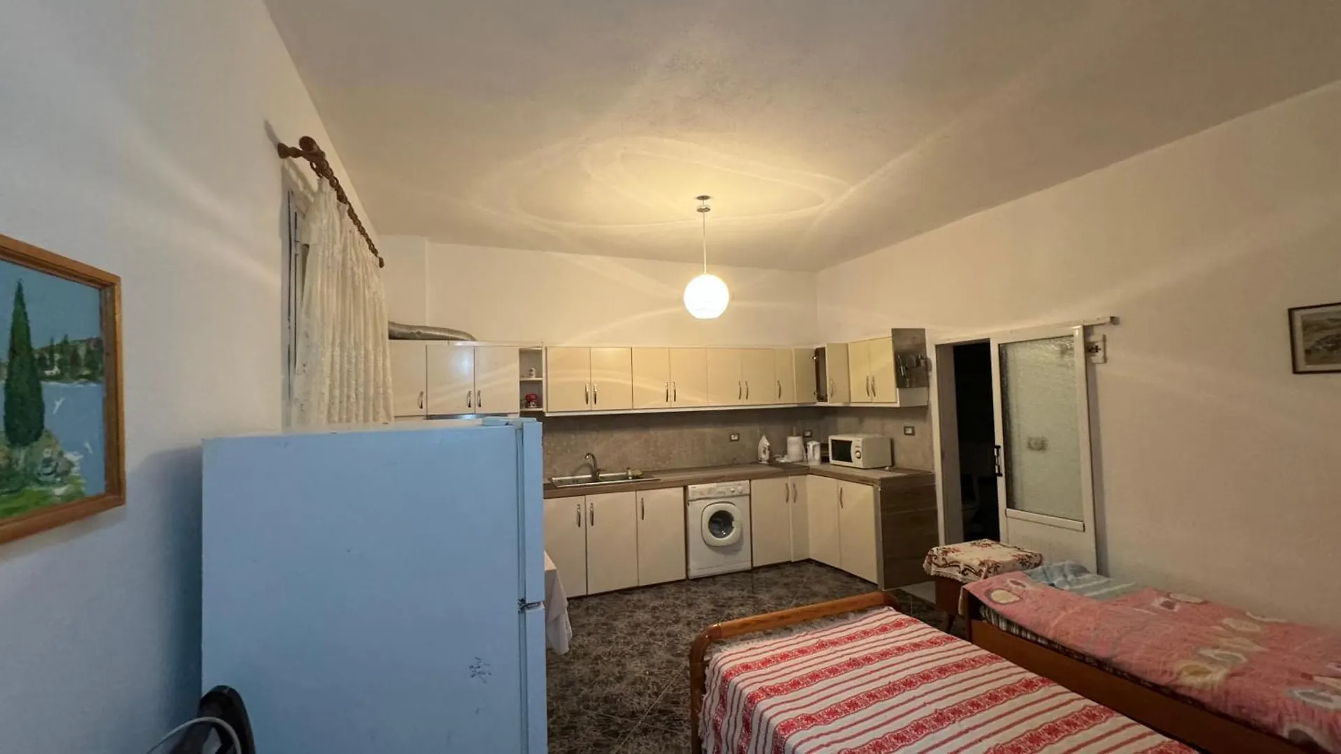 Apartment Lida Guest House Permet